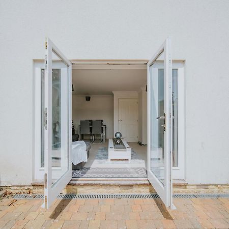 Linen Cottage- Parking, Leds, 4K Tvs, 5G Wifi And More! Bath Exterior foto
